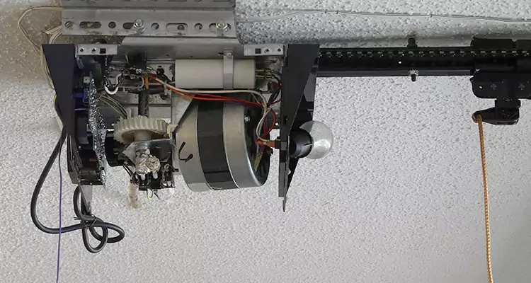 Emergency Garage Door Opener Repair in Midway, FL