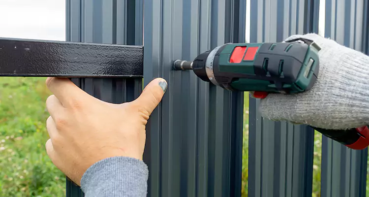 Metal Gate Repair in Midway, FL