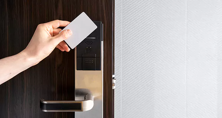 Why Choose Us for Hotel Keycard Lock Repair in Midway, FL?