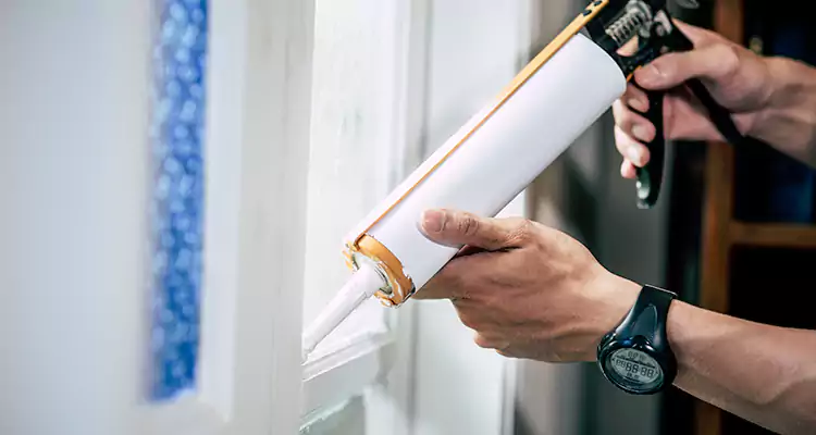 Windows Leaking Air Repair in Midway, FL