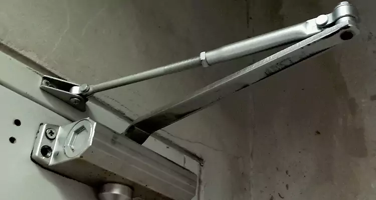 Door Closer Parallel Arm Installation in Midway, FL