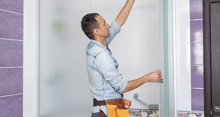 Glass Sliding Door Repair Near You in ⁣ Midway, FL