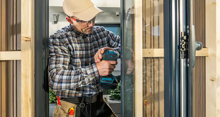 Top-Rated Patio Door Handle and Lock Repair Service for Homeowners in Midway, FL