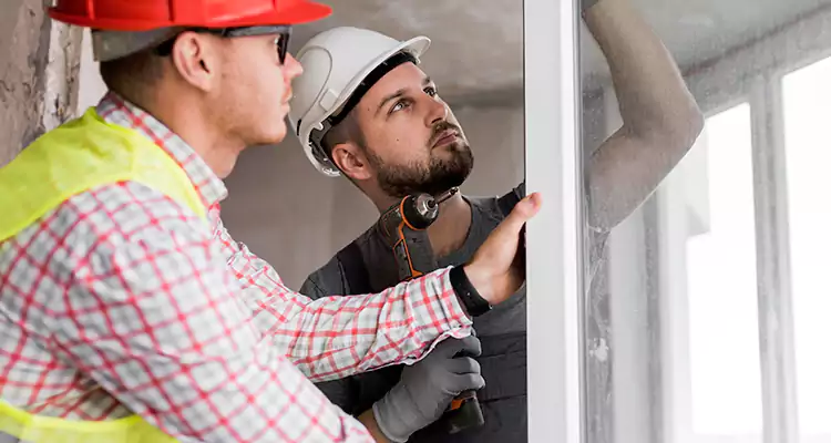 Sliding Patio Door Sticking? Expert Repair in Midway, FL.