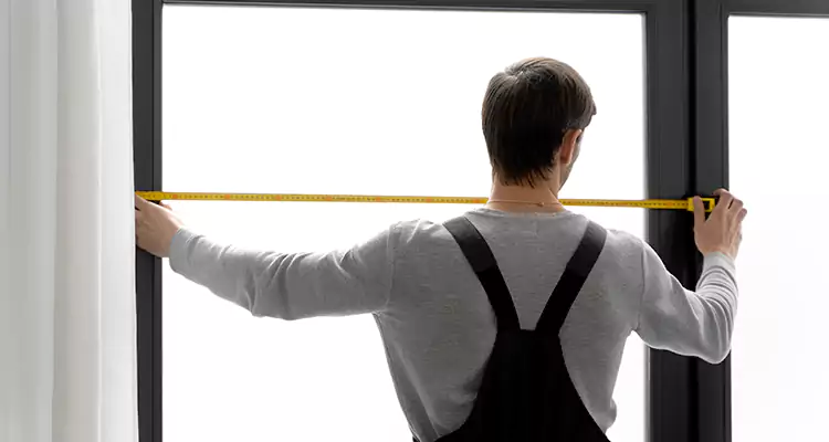 Retractable Deck Screens Repair in Midway, FL