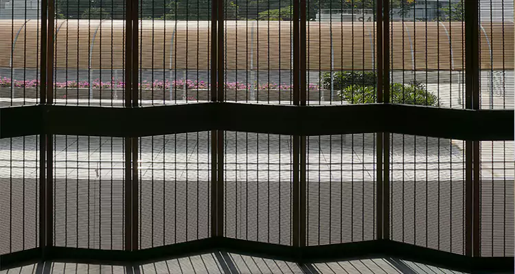 Front Screen Door Repair in Midway, FL