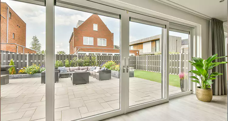 3 Panel Sliding Glass Door Repair in Midway, FL