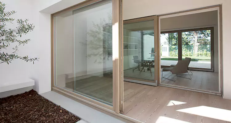 Sliding Screen Door Bottom Track Replacement in Midway, FL